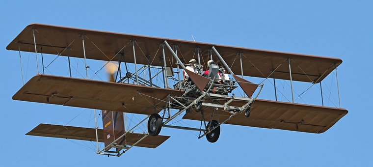 pilots post brown bird wright model b flyer replica wright flyers engine